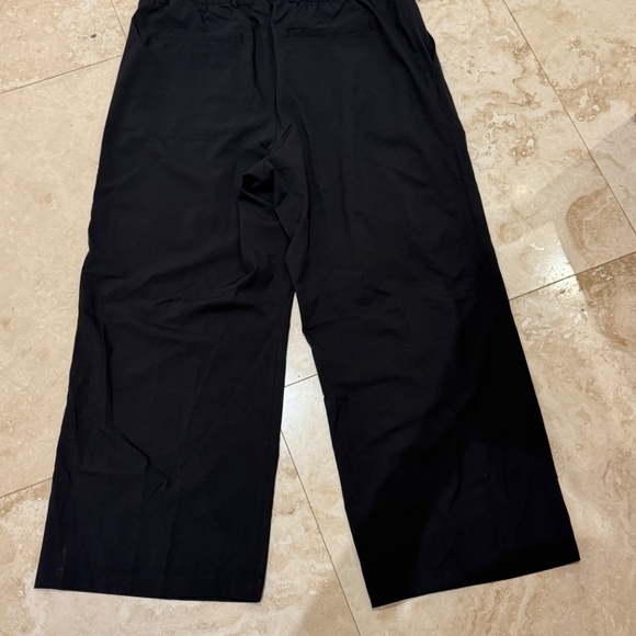 GAP FIT HIGH-RISE WIDE LEG RUNAROUND BLACK TROUSERS PANTS -SIZE LARGE- NWOT - Picture 2 of 9